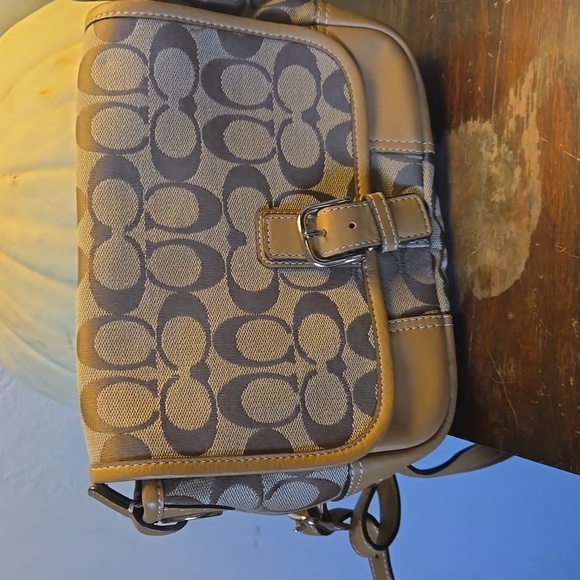 Coach bundle - Picture 2 of 3